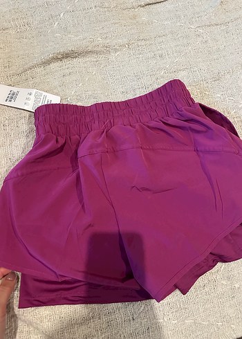 Alo markan kadın Mor Mini Spor Şort ikili Elastik Bel - Görsel 3