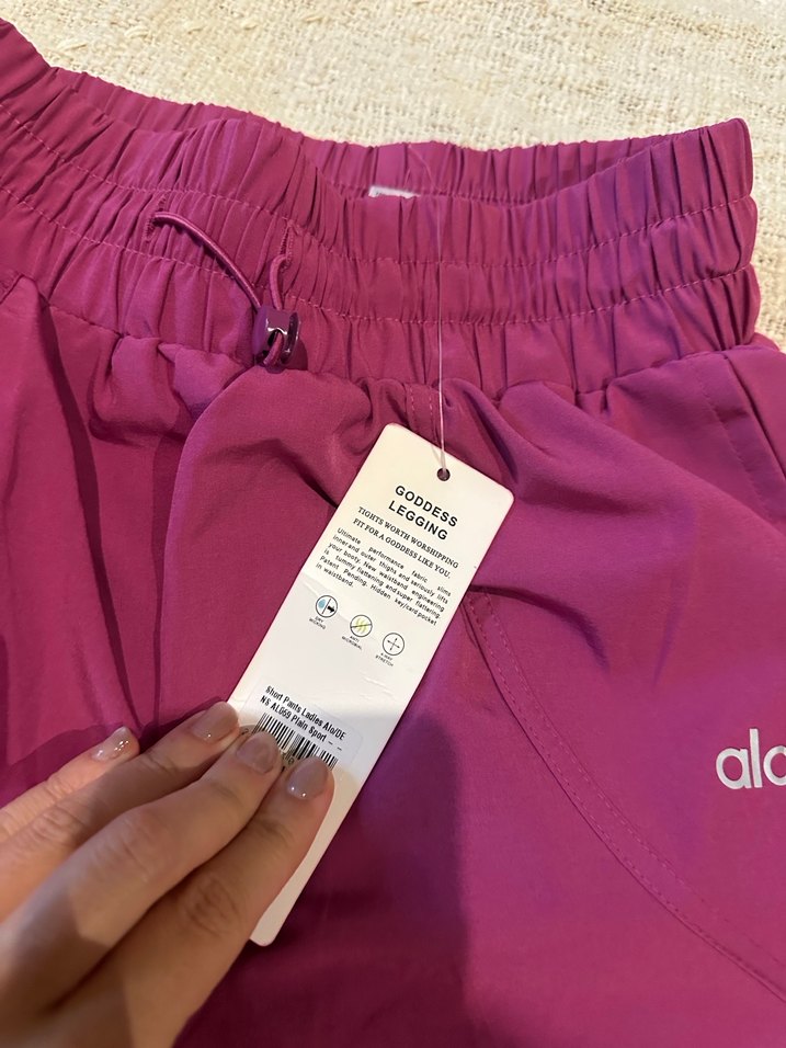 Alo markan kadın Mor Mini Spor Şort ikili Elastik Bel - Görsel 2