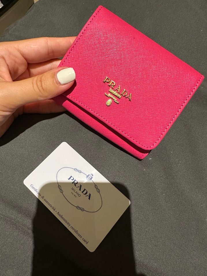 Parlak Pembe Deri Kadın Cüzdanı - Görsel 2