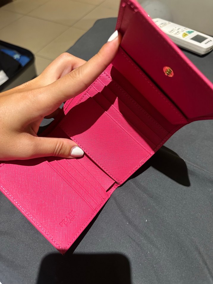 Parlak Pembe Deri Kadın Cüzdanı - Görsel 4