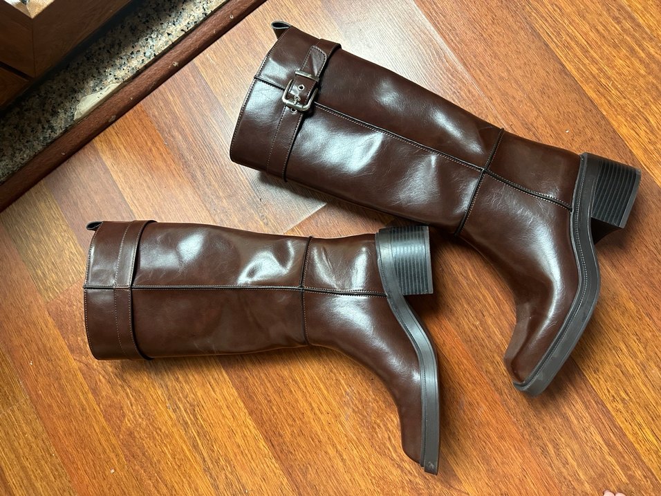 Zara Kahverengi Deri Tokalı İnce Topuklu Diz Boyu Çizme - Görsel 5