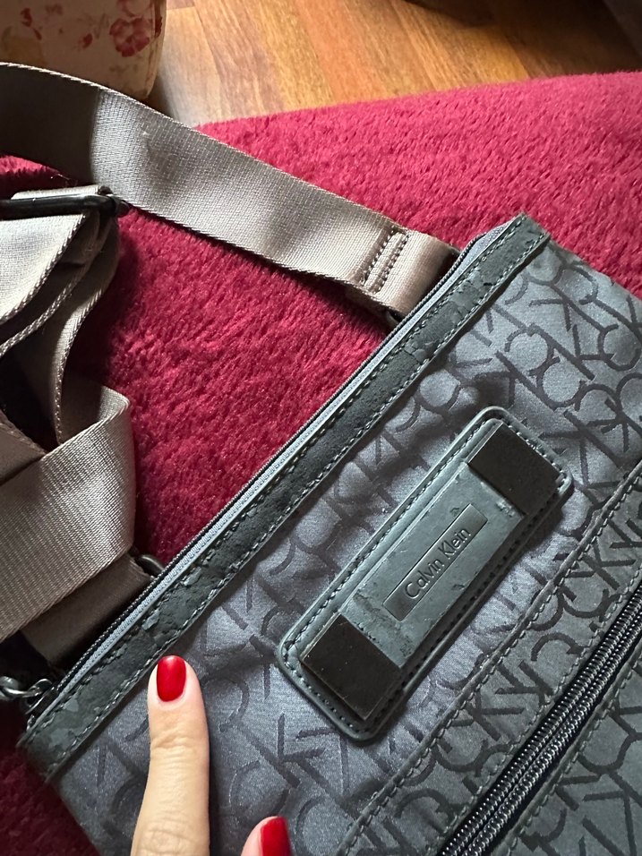 Gri calvin klein çanta - Görsel 5