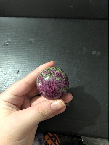 Diğer Yakut Ruby zoisite