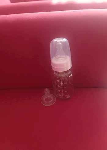 Pembe Bebek Biberonu ve Emzik
