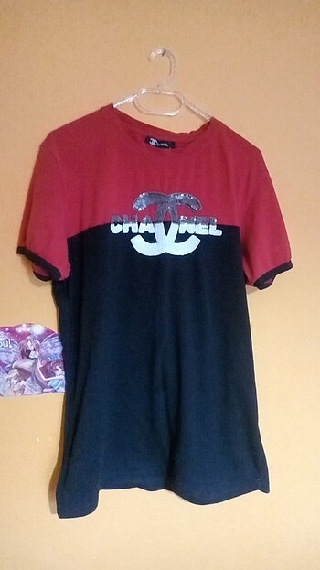 Chanel t-shirt 