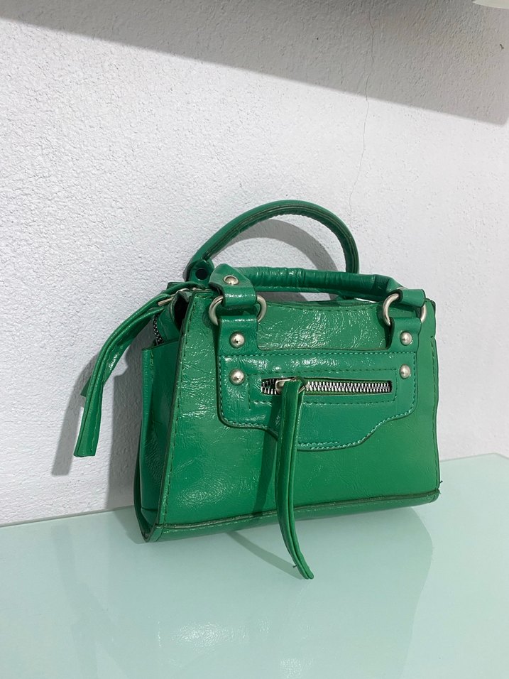 Yeşil Deri Kemerli Kadın Çanta - Görsel 2