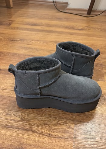 Ugg ultra kısa gri bot - Görsel 4