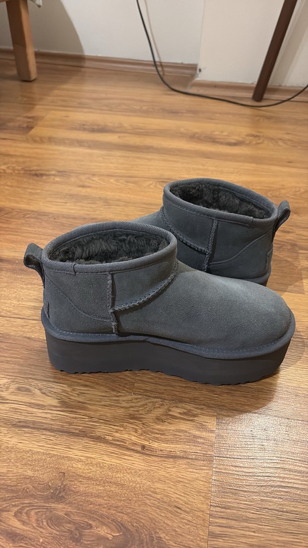 Ugg ultra kısa gri bot - Görsel 4