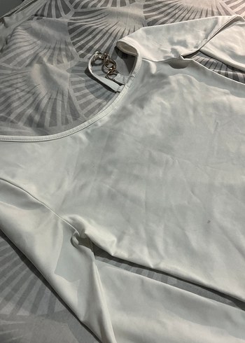 Düğmeli Beyaz Kadın Bluz, Uzun Kollu, Kayık Yaka - Görsel 6