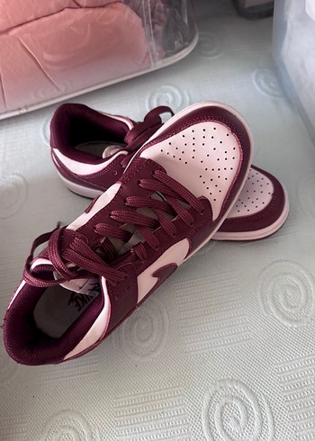Bordo nike dunk kadın 37 numara - Görsel 2