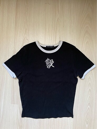 Siyah crop