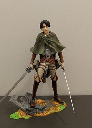 Attack on Titans Levi Ackermann Figür - Görsel 5