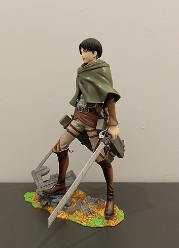 Attack on Titans Levi Ackermann Figür - Görsel 6