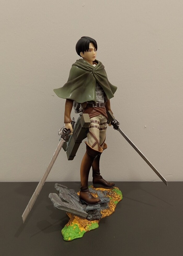 Attack on Titans Levi Ackermann Figür - Görsel 3