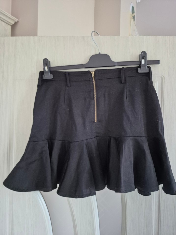 Fırfırlı Siyah Mini Etek - Görsel 2