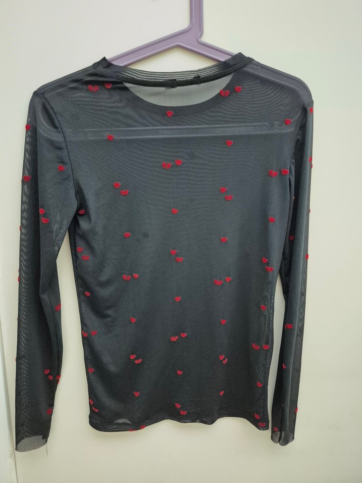 Kırmızı Nakışlı Siyah Uzun Kollu Bluz - Görsel 2