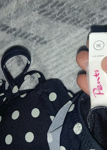 Düğmeli Siyah Puantiyeli Mini Mayo - Görsel 4