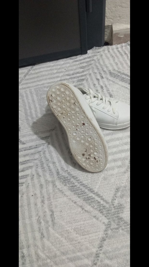 Beyaz Minimalist Stiletto Topuklu Kadın Spor Ayakkabı - Görsel 2