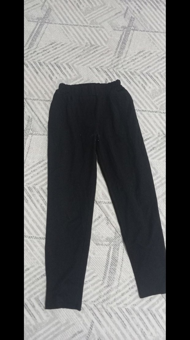 Siyah Kadın Midi Kumaş Pantolon - Görsel 2