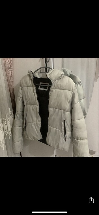 Bershka mont