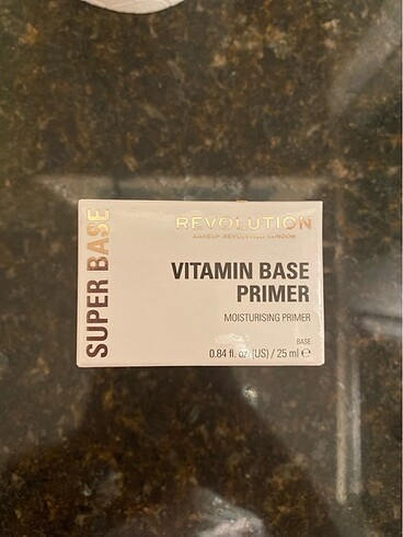 Revolution vitamin base primer