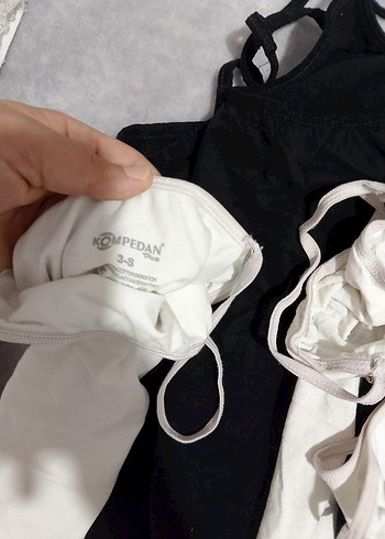 9 adet atlet 4 adet çorap - Görsel 6