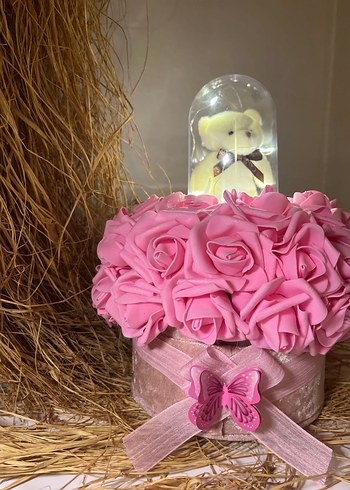 Pembe Çiçekli Sepet ve Kelebek Detaylı - Görsel 2