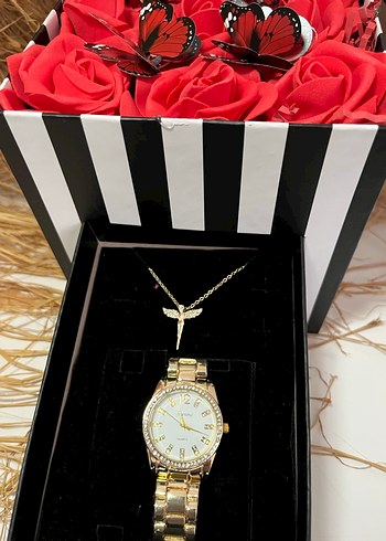 Yapay güllü kutuda kolye saat set  - Görsel 4