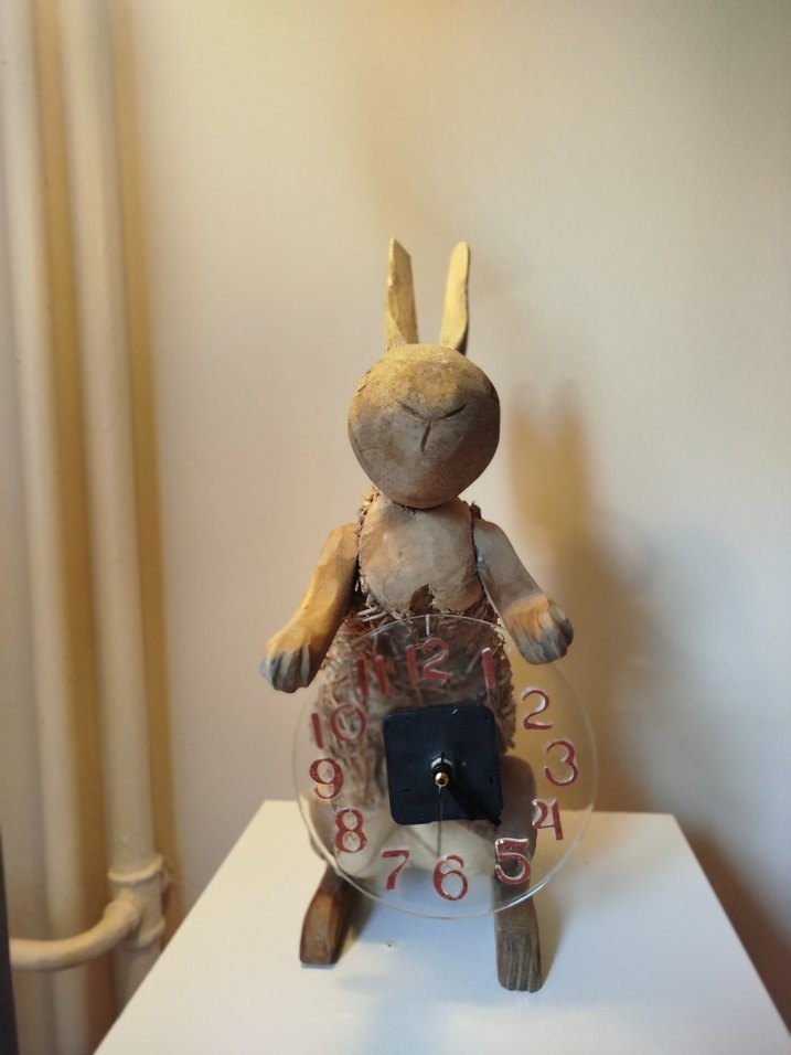 Ahşap Tavşan Figürlü Saat - Görsel 2