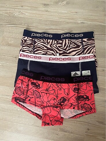 Pieces boxer