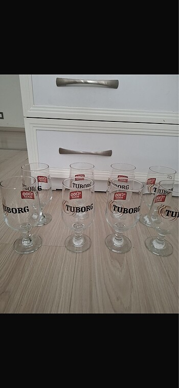 Tuborg bira bardağı