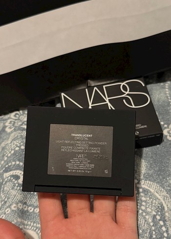 NARS Light Reflecting Setting Powder - Pressed - Görsel 3