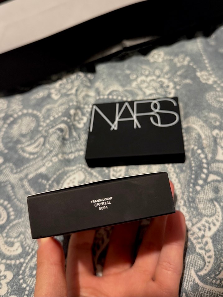 NARS Light Reflecting Setting Powder - Pressed - Görsel 2