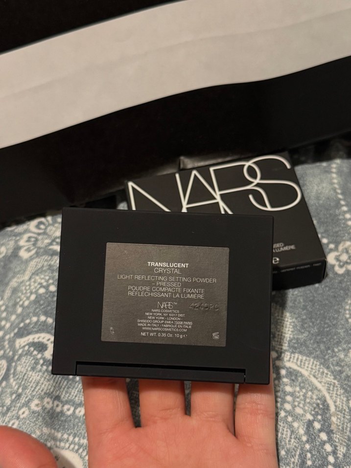 NARS Light Reflecting Setting Powder - Pressed - Görsel 3