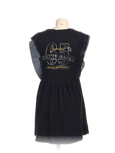 40 Beden River Island Kısa Elbise %70 İndirimli.