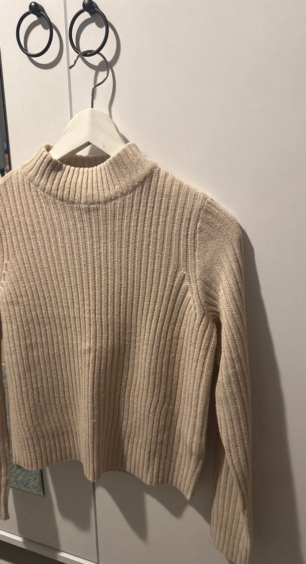 Bej Yüksek Yakalı Kadın Triko Kazak HM - Görsel 2