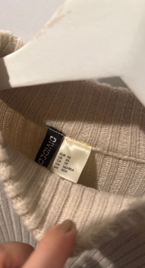 Bej Yüksek Yakalı Kadın Triko Kazak HM - Görsel 3