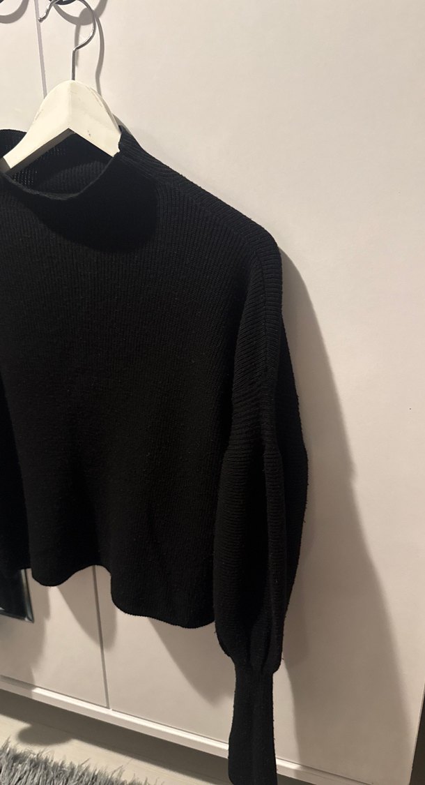 Siyah Yüksek Yakalı Örgü Kadın Kazak - Görsel 2