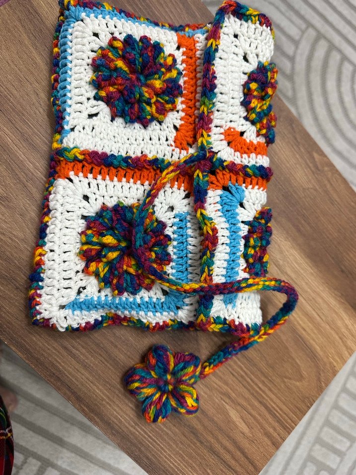 Renkli Örgü Bohem Kitap kılıfı - Görsel 5