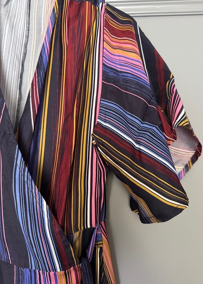 Koton saten kruvaze elbise - Görsel 2