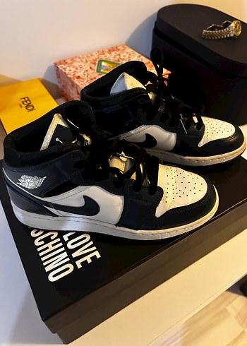 Nike Air Jordan 1 Mid Armory Navy (GS) Spor Ayakkabı - Görsel 3