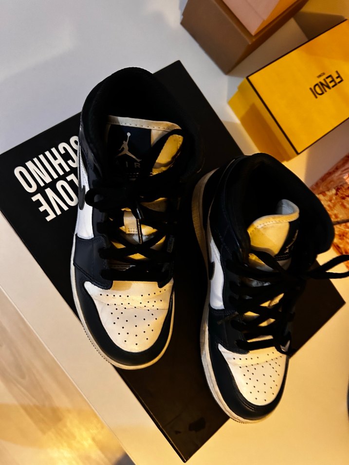 Nike Air Jordan 1 Mid Armory Navy (GS) Spor Ayakkabı - Görsel 4