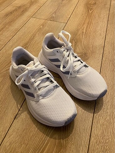 Adidas Spor ayakkabı