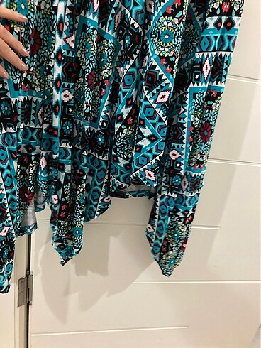 l Beden çeşitli Renk Boyundan baglamalı elbise