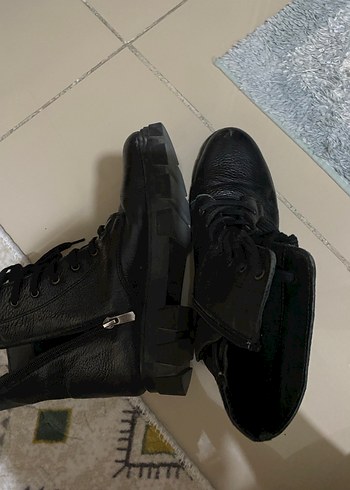 Siyah Bağcıklı Stiletto Topuklu Kadın Bot - Görsel 3