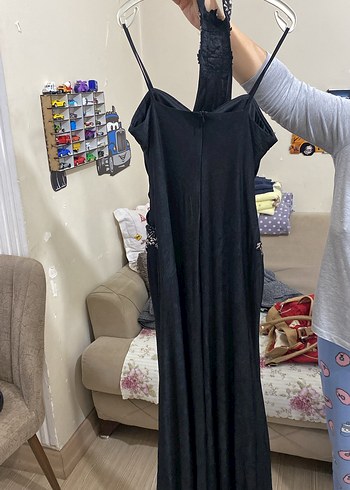 Siyah V Yakalı Uzun Drapeli Kadın Abiye Elbise - Görsel 2