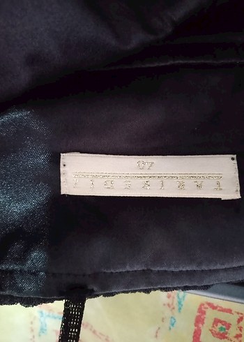 Siyah Kat Kat Fırfırlı Midi Abiye Elbise - Görsel 5