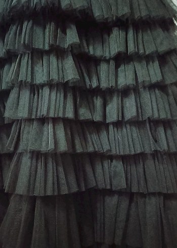 Siyah Kat Kat Fırfırlı Midi Abiye Elbise - Görsel 3