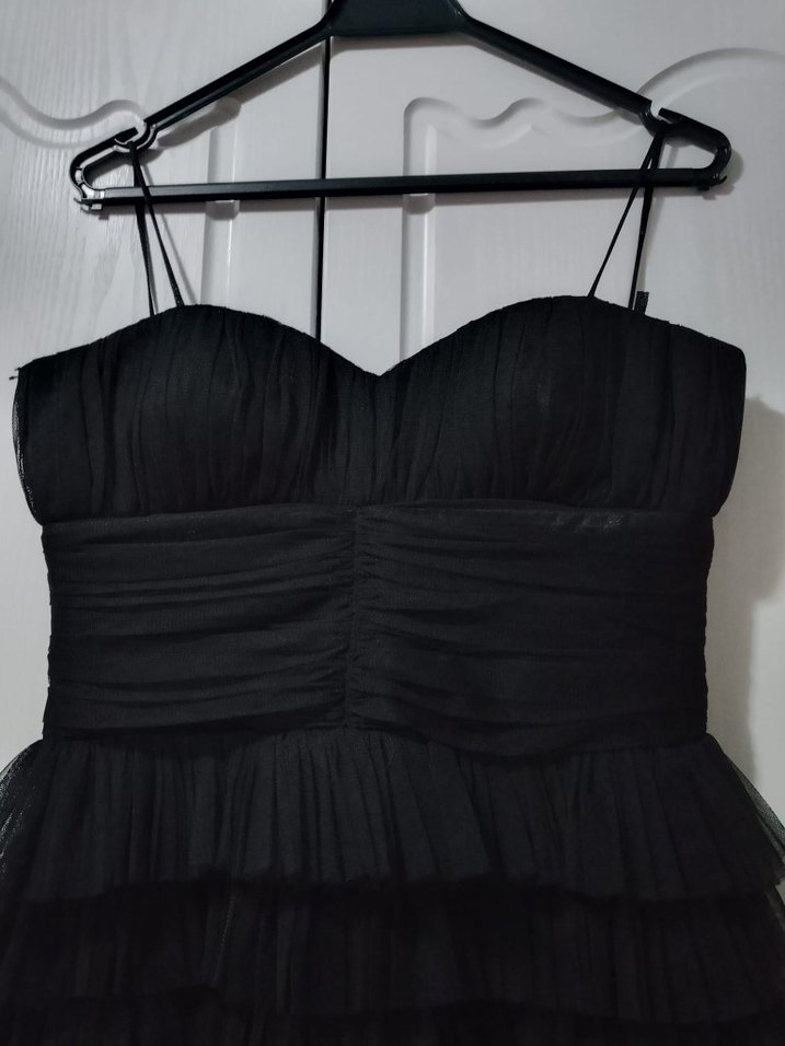 Siyah Kat Kat Fırfırlı Midi Abiye Elbise - Görsel 4