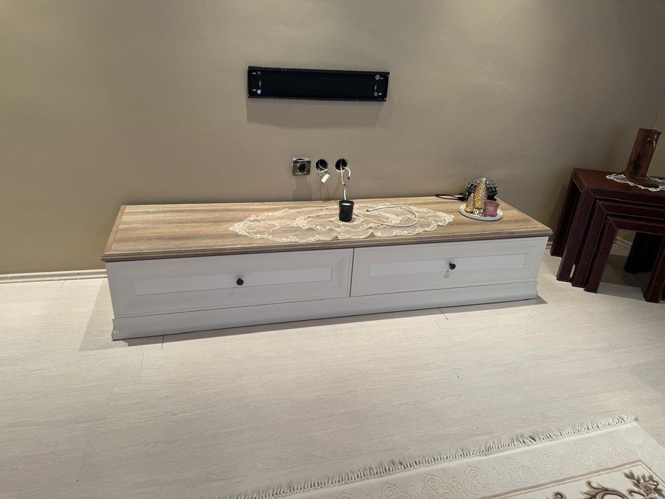 Pastel Tonlarda Kahverengi Oturma Odası Dekoru - Görsel 2